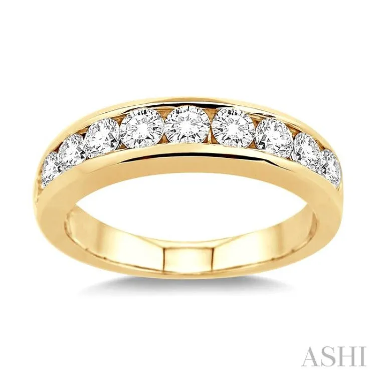 1 Ctw Channel Set Round Cut Diamond Wedding Band in 14K Yellow Gold